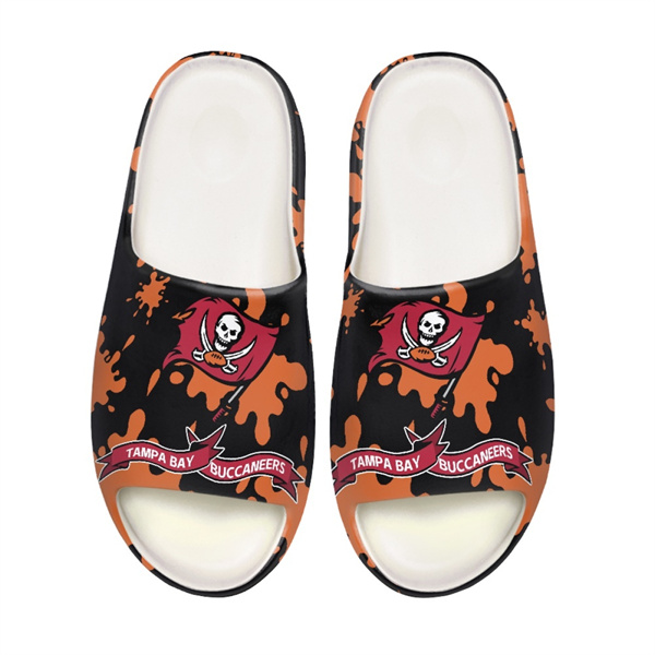 Men's Tampa Bay Buccaneers Yeezy Slippers/Shoes 001
