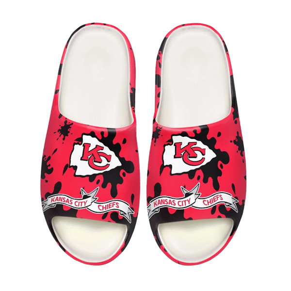 Women's Kansas City Chiefs Yeezy Slippers/Shoes 002