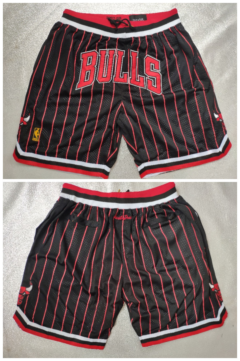 Men's Chicago Bulls Black&Red Shorts (Run Small)
