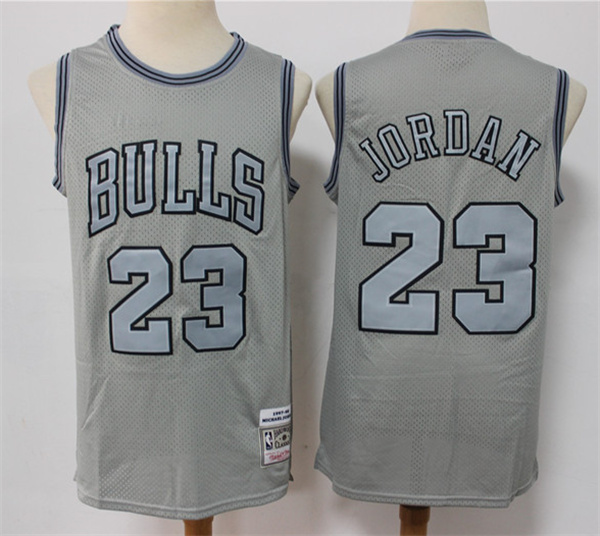 Men's Chicago Bulls #23 Michael Jordan Grey Throwback Stitched Basketball Jersey