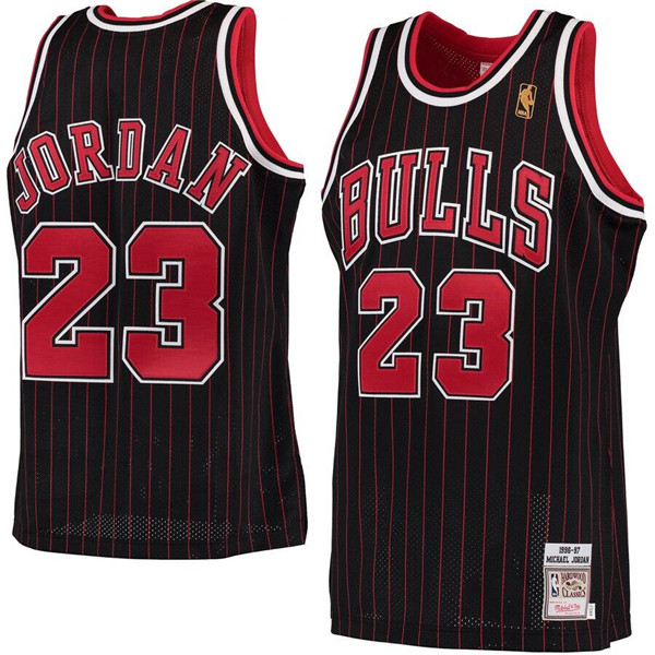 Men's Chicago Bulls #23 Michael Jordan 1996-97 Stitched NBA Jersey