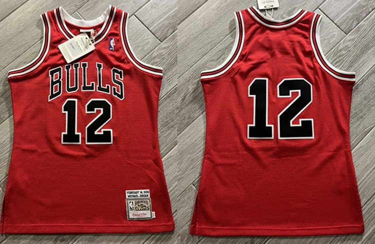 Men's Chicago Bulls #12 Michael Jordan Red Mitchell & Ness 1990 Throwback Stitched Basketball Jersey