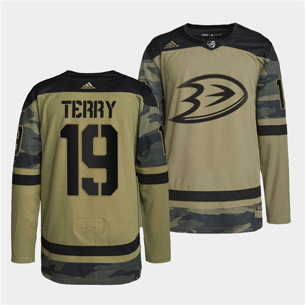 Men's Anaheim Ducks #19 Troy Terry 2022 Camo Military Appreciation Night Stitched Jersey