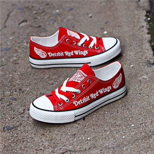 Women And Youth Detroit Red Wings Repeat Print Low Top Sneakers