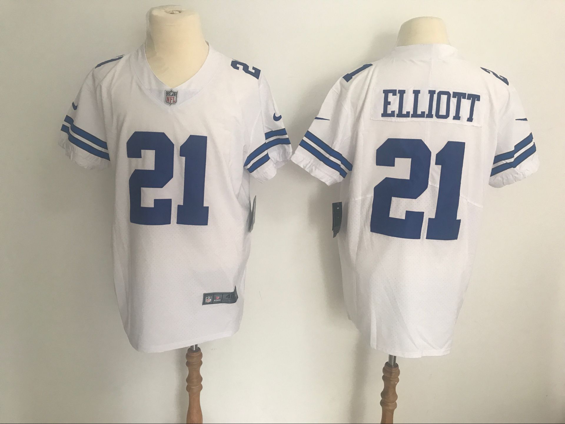 Men's Dallas Cowboys #21 Ezekiel Elliott White Vapor Untouchable Stitched NFL Jersey