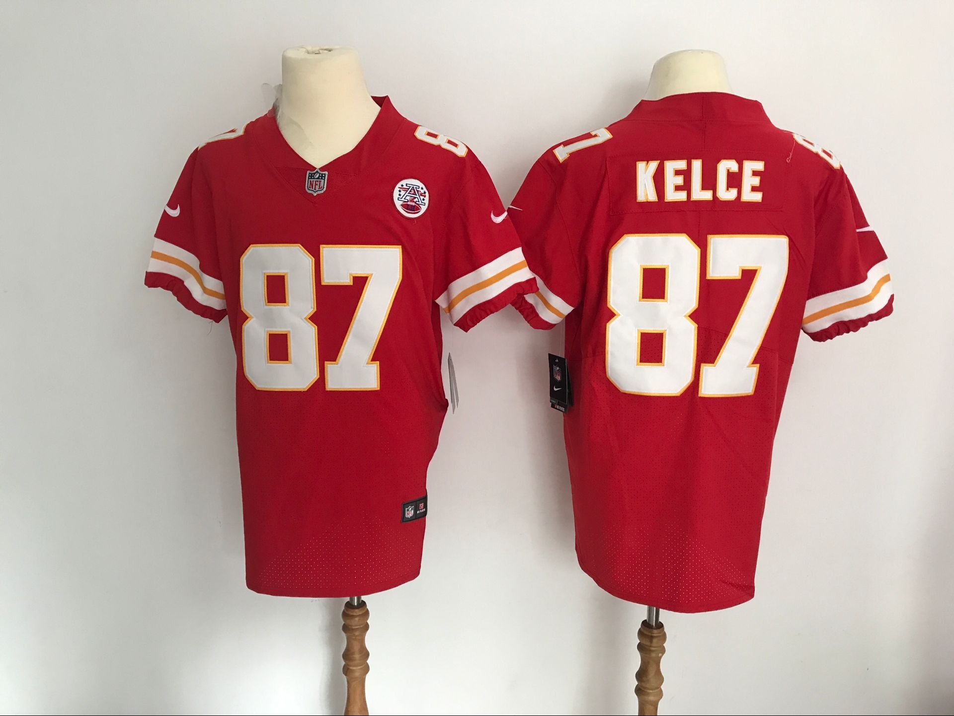 Men's Kansas City Chiefs #87 Travis Kelce Red Vapor Untouchable Elite Stitched NFL Jersey