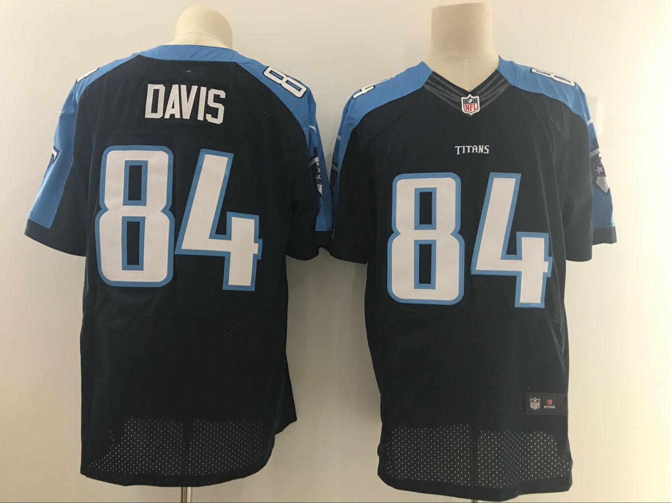 Men's Nike Tennessee Titans #84 Corey Davis Navy Blue Stitched NFL Elite Jersey