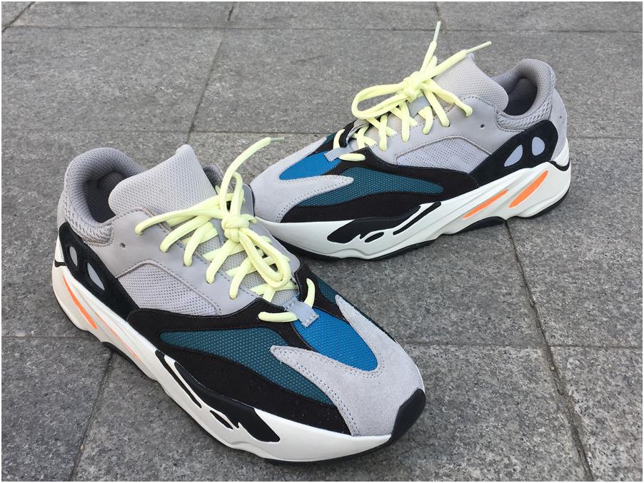 adidas Yeezy Wave Runner 700 Solid Grey/Chalk White-Core Black For Sale ...